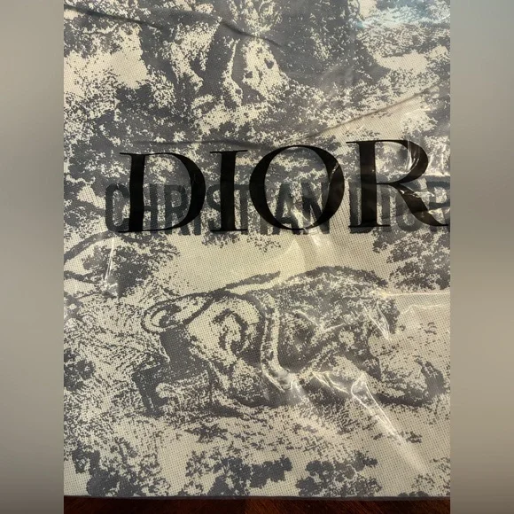 Christian Dior Tote Bag in Gray and Cream - Picture 5 of 5
